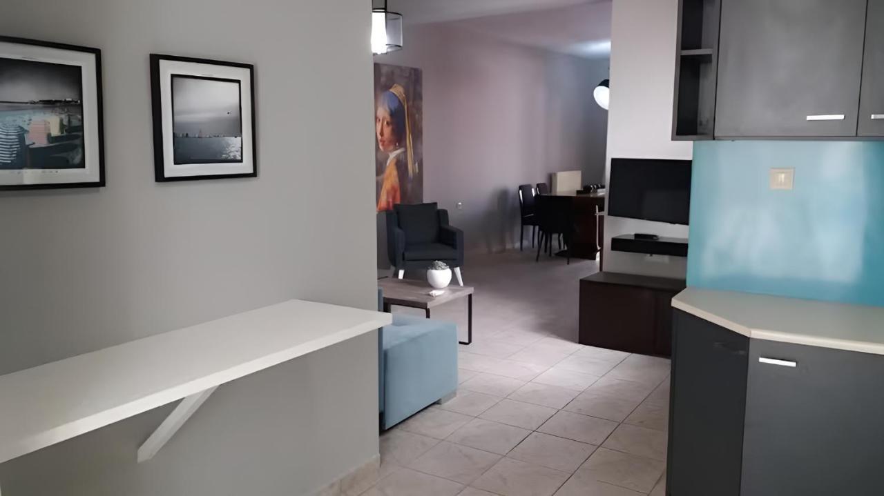 03 - Apt In The Heart Of The City - Heraklion Apartment Екстериор снимка